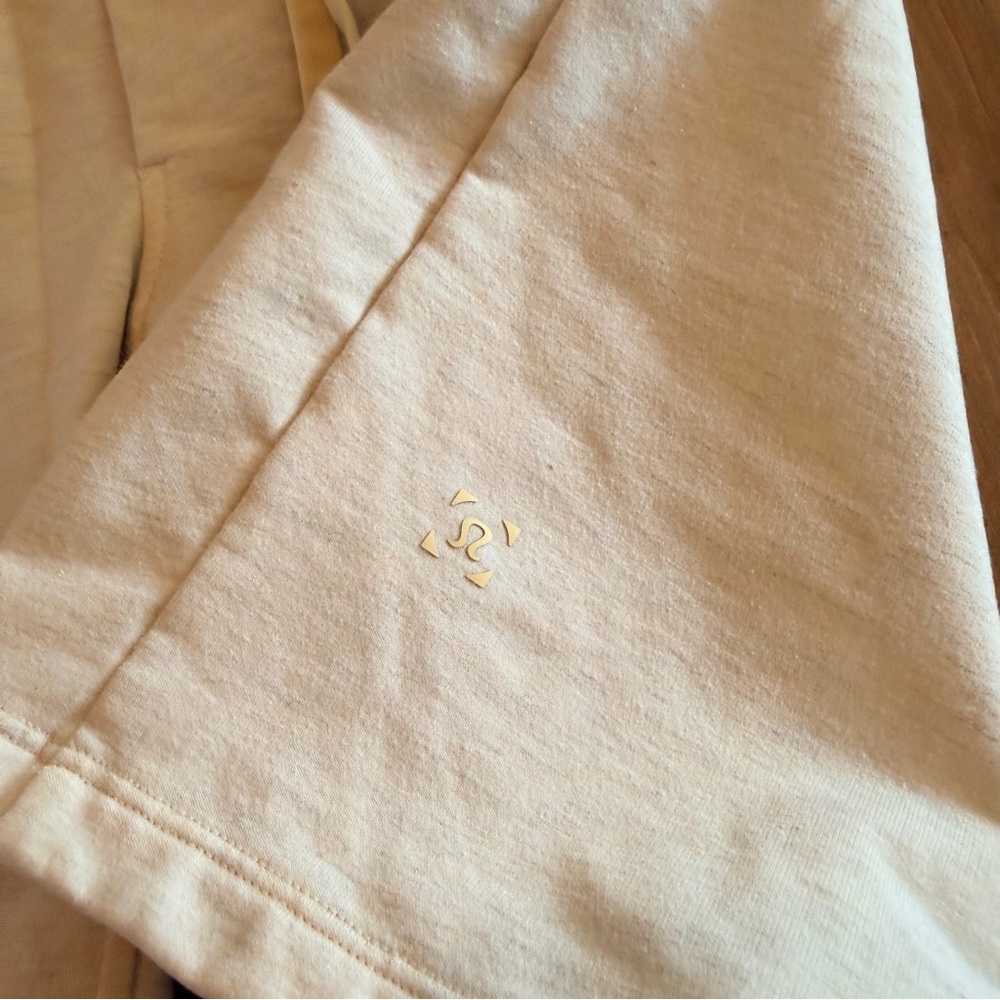 Lululemon Cream Drawstring Shorts - Picture 3 of 8